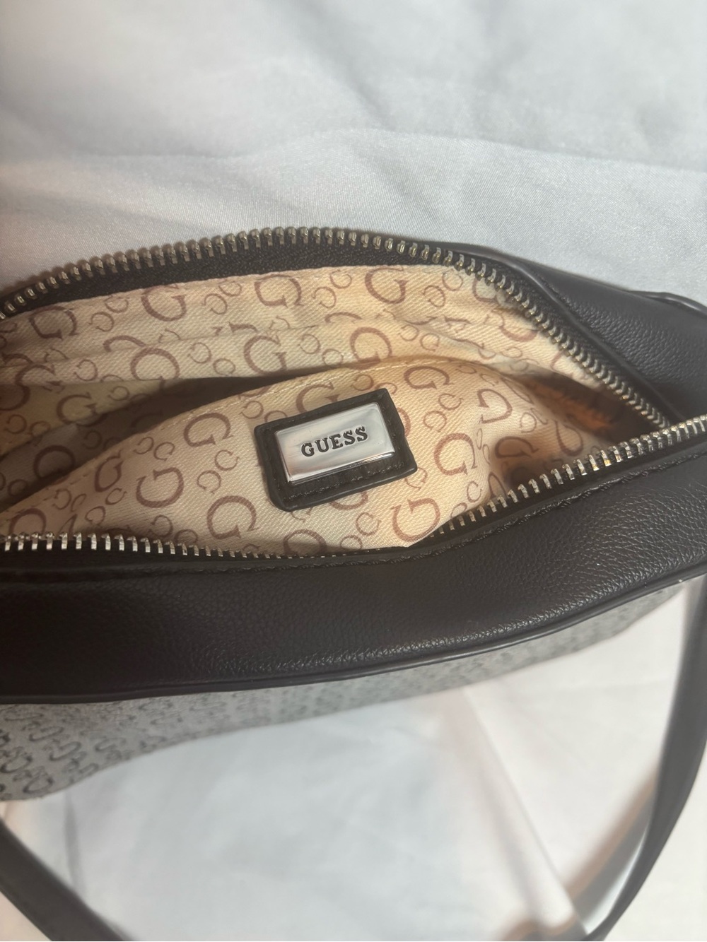 Guess Black and Beige Logo Shoulder Bag
